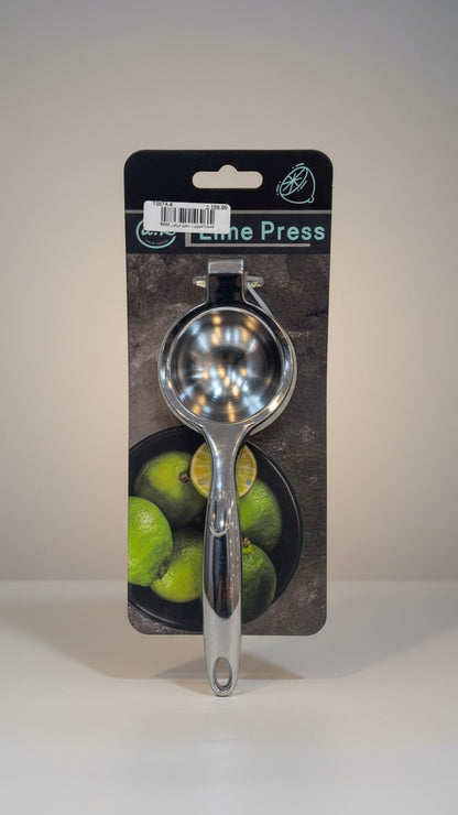 Asoula stainless steel manual lime press with a comfortable grip and a hanging hole. Ideal for juicing citrus fruits.